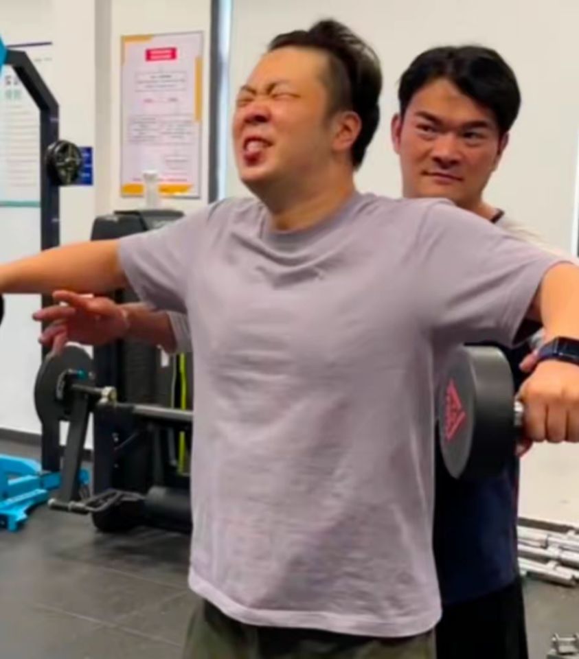 如果不是他本人亲自晒照,加上不时传出的杜海涛瘦身成功的消息,网友们