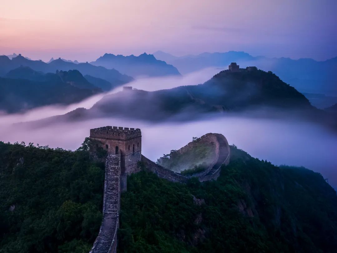 90后小伙蹲守长城7年，拍下50万张绝美照片，央视都忍不住盛赞：原来我们的长城这么美！休闲区蓝鸢梦想 - Www.slyday.coM