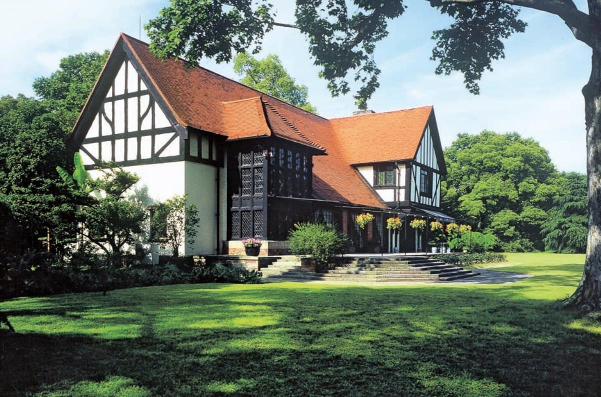 城建档案展现百年上海 虹桥路上的大学 花园别墅和墓园 上海市 新浪财经 新浪网