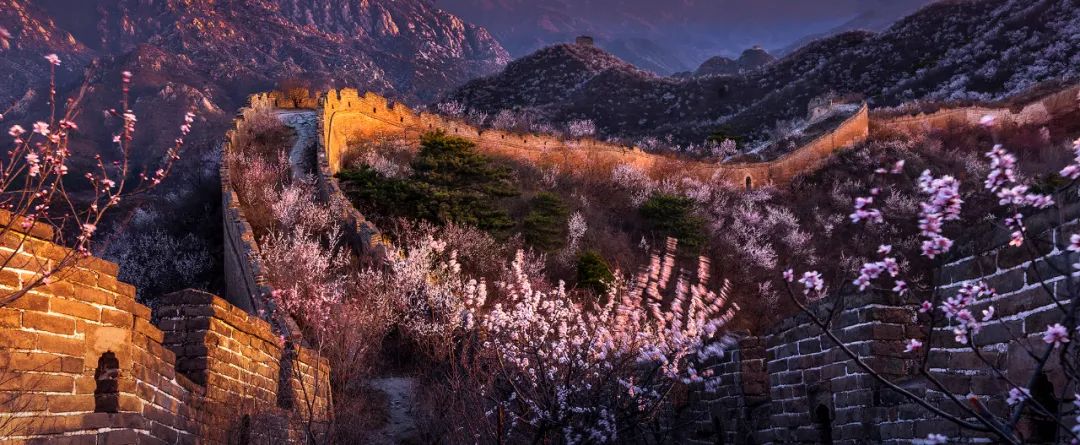 90后小伙蹲守长城7年，拍下50万张绝美照片，央视都忍不住盛赞：原来我们的长城这么美！休闲区蓝鸢梦想 - Www.slyday.coM