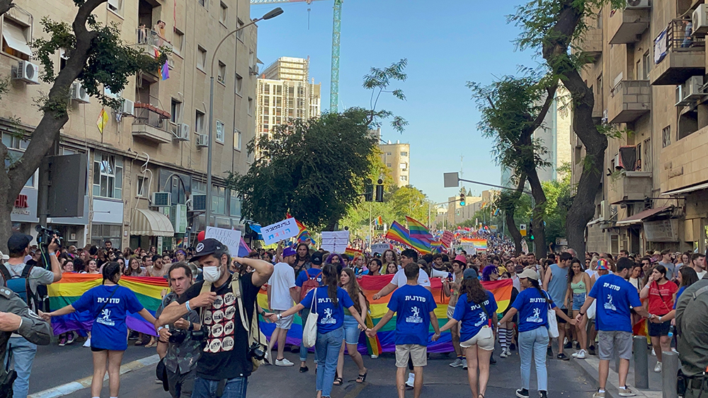 耶路撒冷的彩虹旗:以色列"骄傲者"为自己和巴勒斯坦人抗争|耶路撒冷