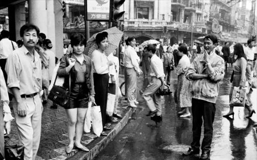 1992年轰动上海的流氓案：四名恶霸当众扒女子衣服，主犯被判死缓休闲区蓝鸢梦想 - Www.slyday.coM