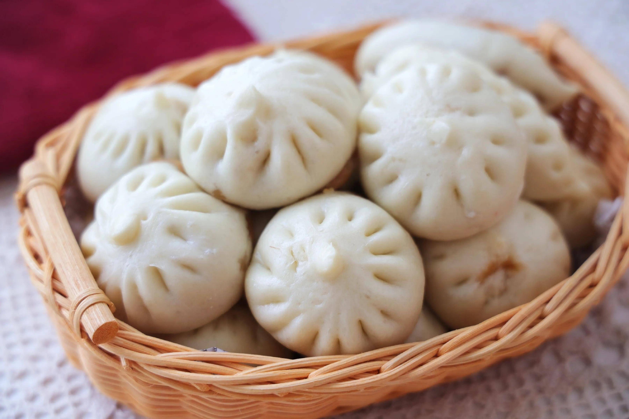 美味的芸豆肉末包子