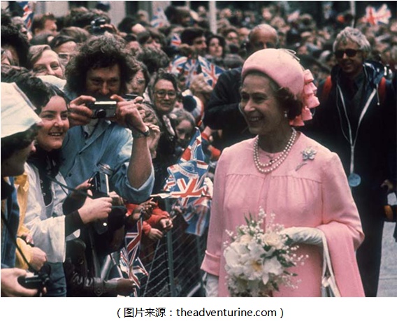 英国庆祝伊丽莎白二世在位70周年——女王的宝藏铂金首饰盘点休闲区蓝鸢梦想 - Www.slyday.coM 英国庆祝伊丽莎白二世在位70周年——女王的宝藏铂金首饰盘点休闲区蓝鸢梦想 - Www.slyday.coM