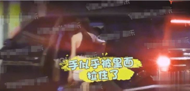 新剧被曝换角,杨旭文与好友打球状态好,心情不受任何影响休闲区蓝鸢梦想 - Www.slyday.coM 新剧被曝换角,杨旭文与好友打球状态好,心情不受任何影响休闲区蓝鸢梦想 - Www.slyday.coM