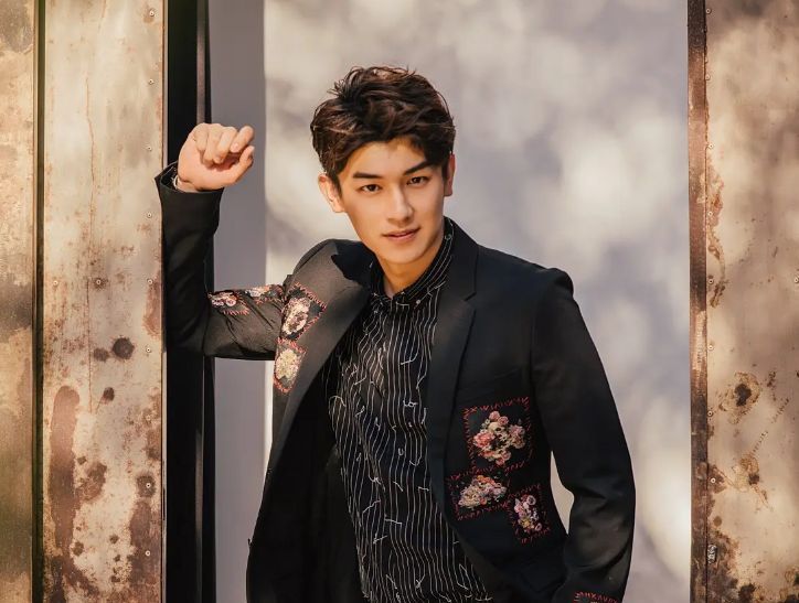 新剧被曝换角,杨旭文与好友打球状态好,心情不受任何影响休闲区蓝鸢梦想 - Www.slyday.coM 新剧被曝换角,杨旭文与好友打球状态好,心情不受任何影响休闲区蓝鸢梦想 - Www.slyday.coM