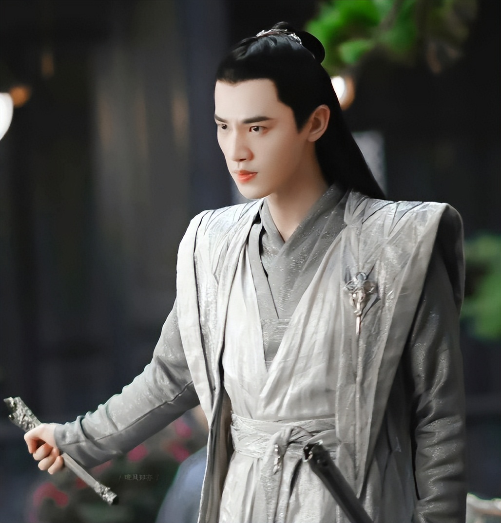 赵丽颖沈璃造型好飒！《与凤行》主演阵容曝光，两位女配很讨喜休闲区蓝鸢梦想 - Www.slyday.coM