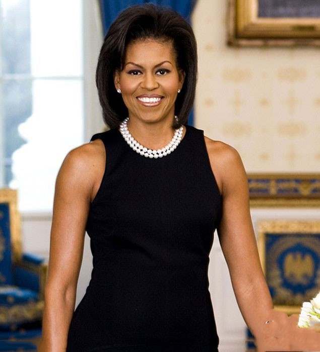 奥巴马妻子胖的挺真实身材发福仍爱穿无袖装骨子里的自信真美