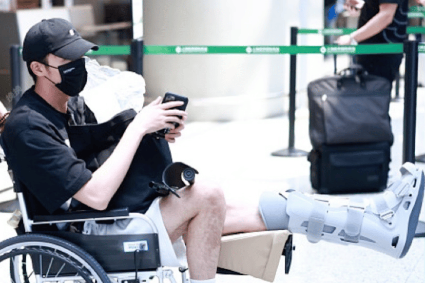 好家伙要不是有花絮和路透还真没发现徐开骋脚受伤