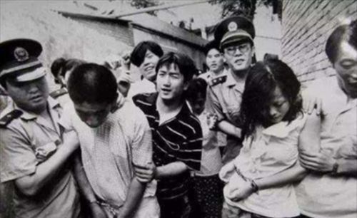1992年轰动上海的流氓案：四名恶霸当众扒女子衣服，主犯被判死缓休闲区蓝鸢梦想 - Www.slyday.coM