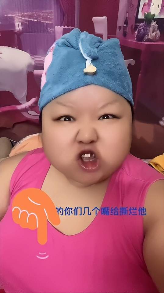 女网红方晓胖直言男人勾搭女人没有错,我觉得打得很好