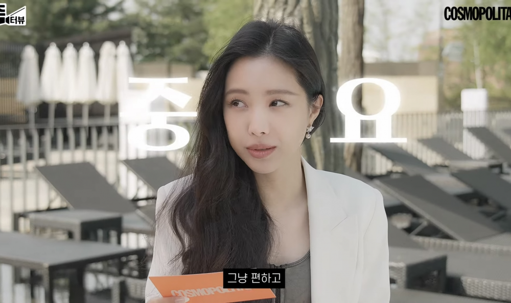 apink孙娜恩的外貌,引发韩网友争论,一直在变化,以前更好看?