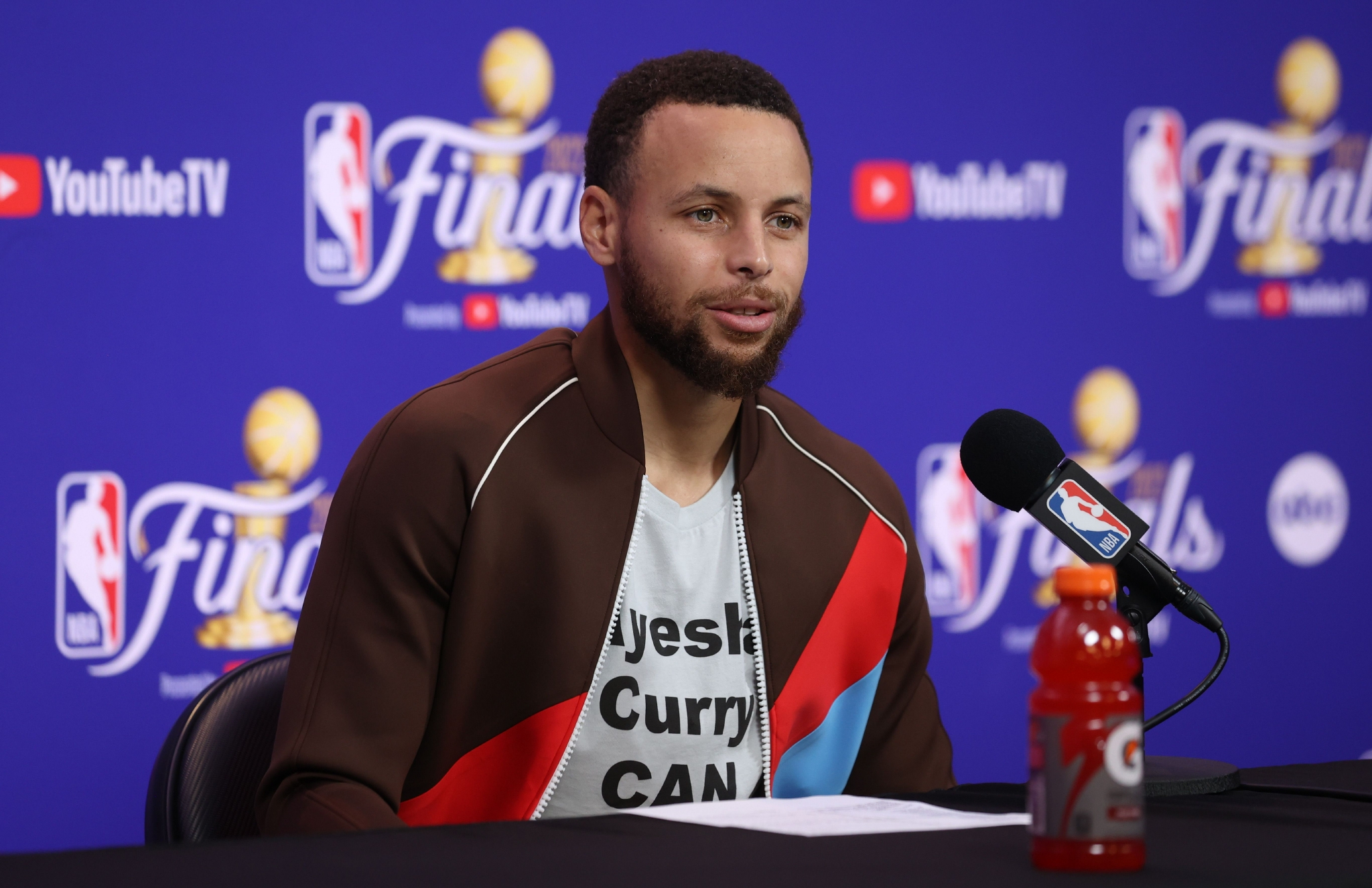 库里:投篮不是我影响比赛的唯一方式|斯蒂芬·库里_新浪新闻