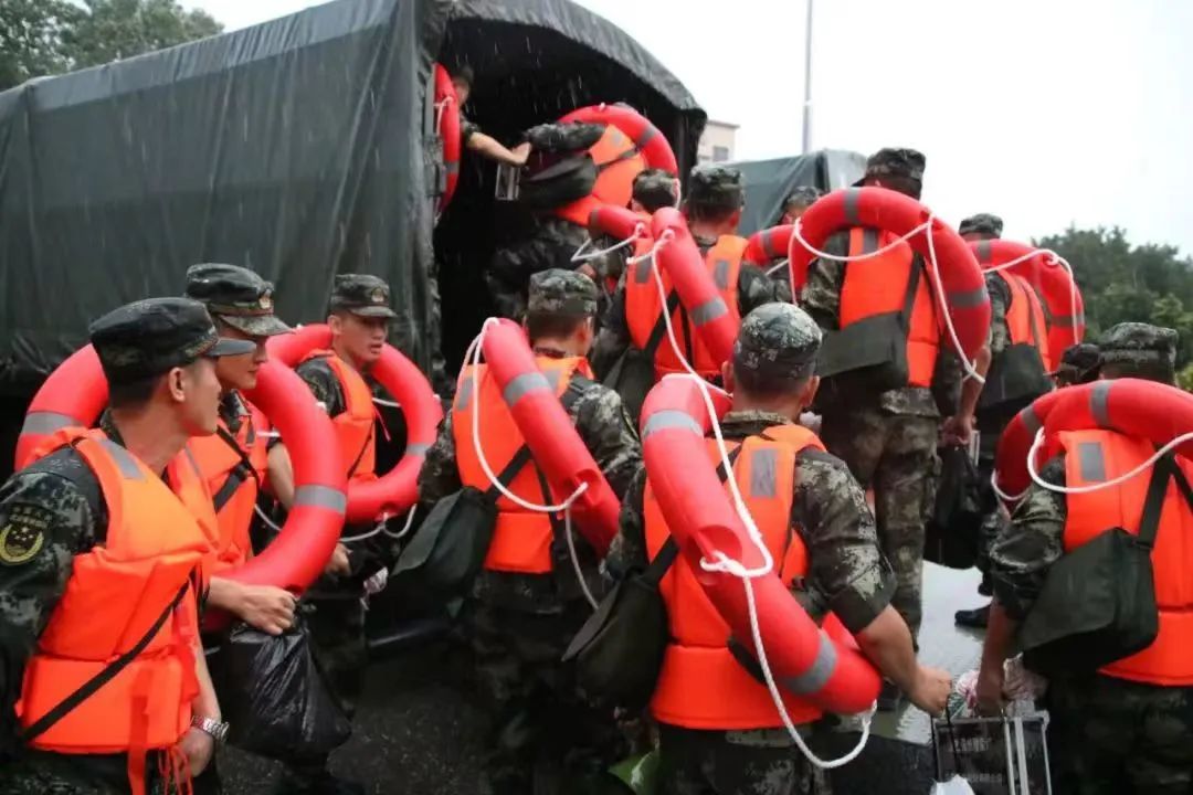 出行注意！广东进入大泼水模式！休闲区蓝鸢梦想 - Www.slyday.coM