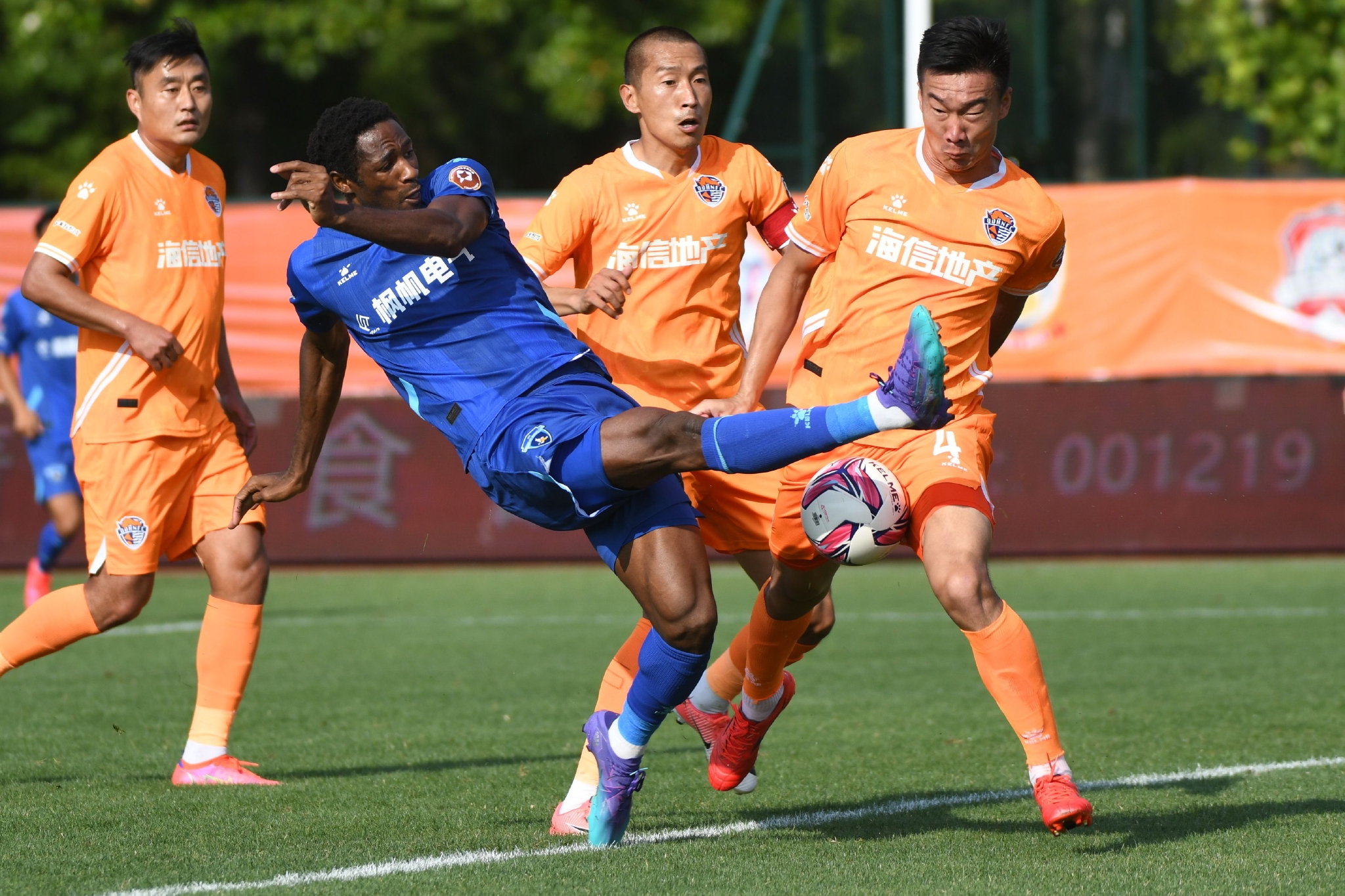 足球中甲青岛海牛胜南京城市