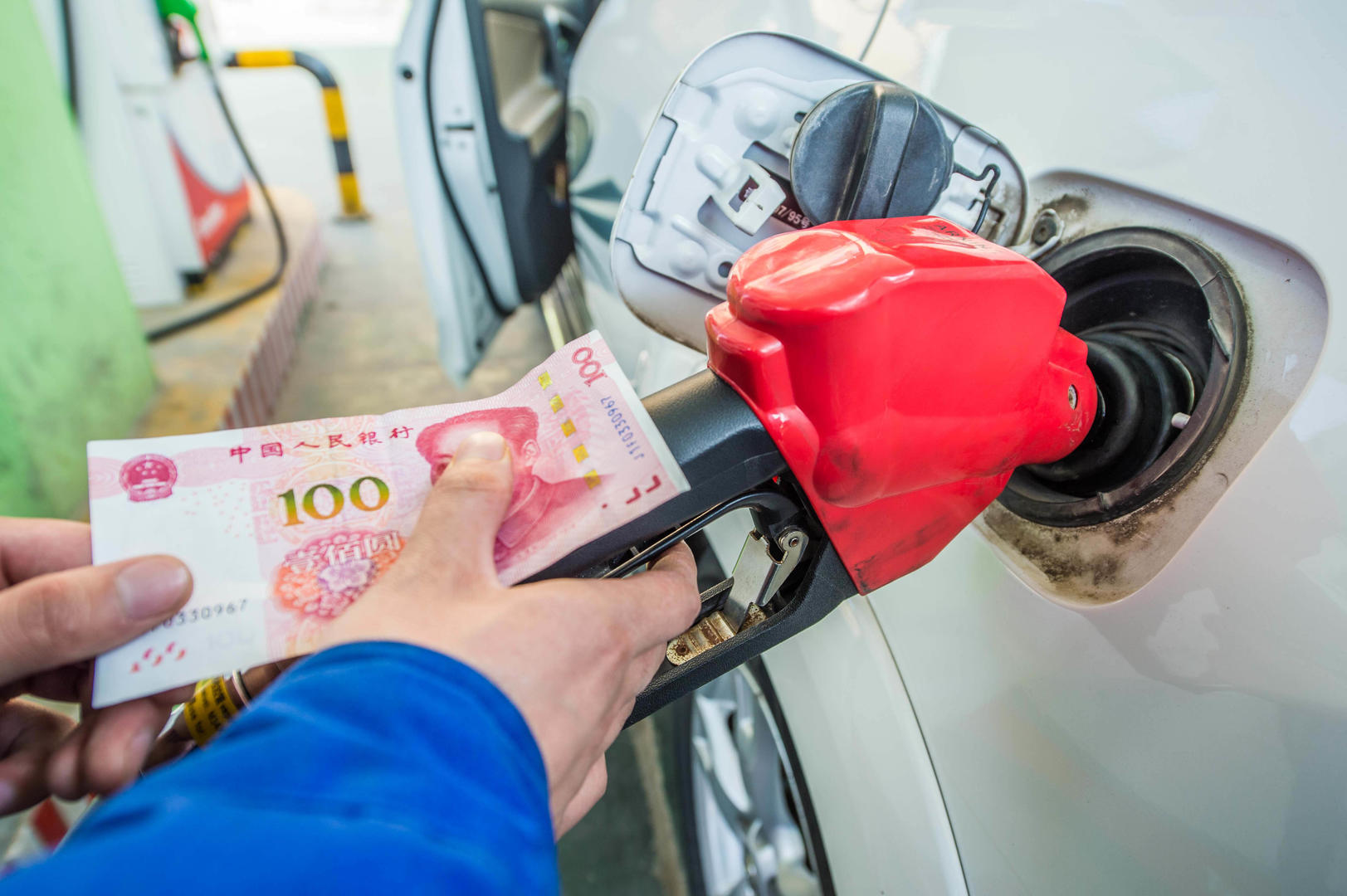 油价年内第10次上调，部分地区95号汽油迈入10元时代休闲区蓝鸢梦想 - Www.slyday.coM