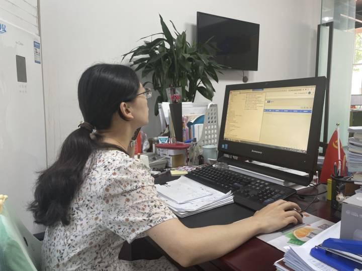 一所高职院校的就业观察——帮学生就业，老师们有多拼？3个月走访25家企业为学生找工作休闲区蓝鸢梦想 - Www.slyday.coM