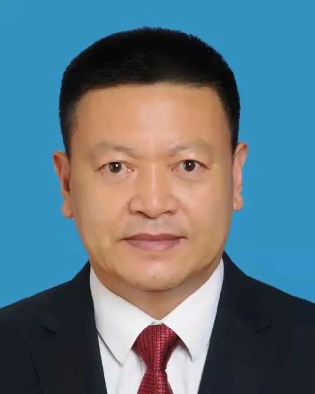 梁言顺当选宁夏回族自治区党委书记