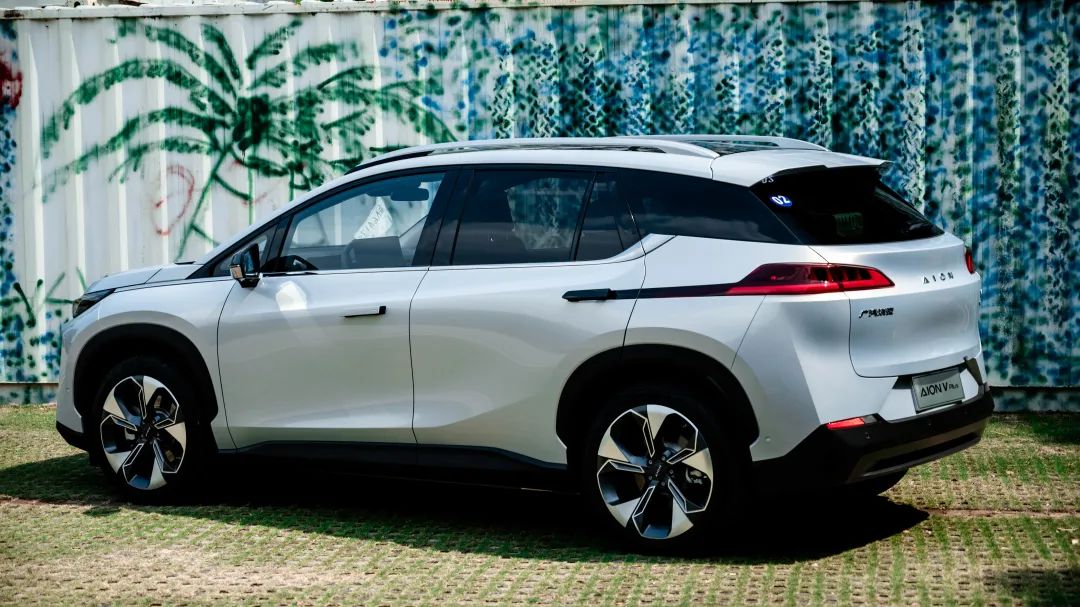 油近10元，电仅6毛，想用车便宜，赶紧来看！