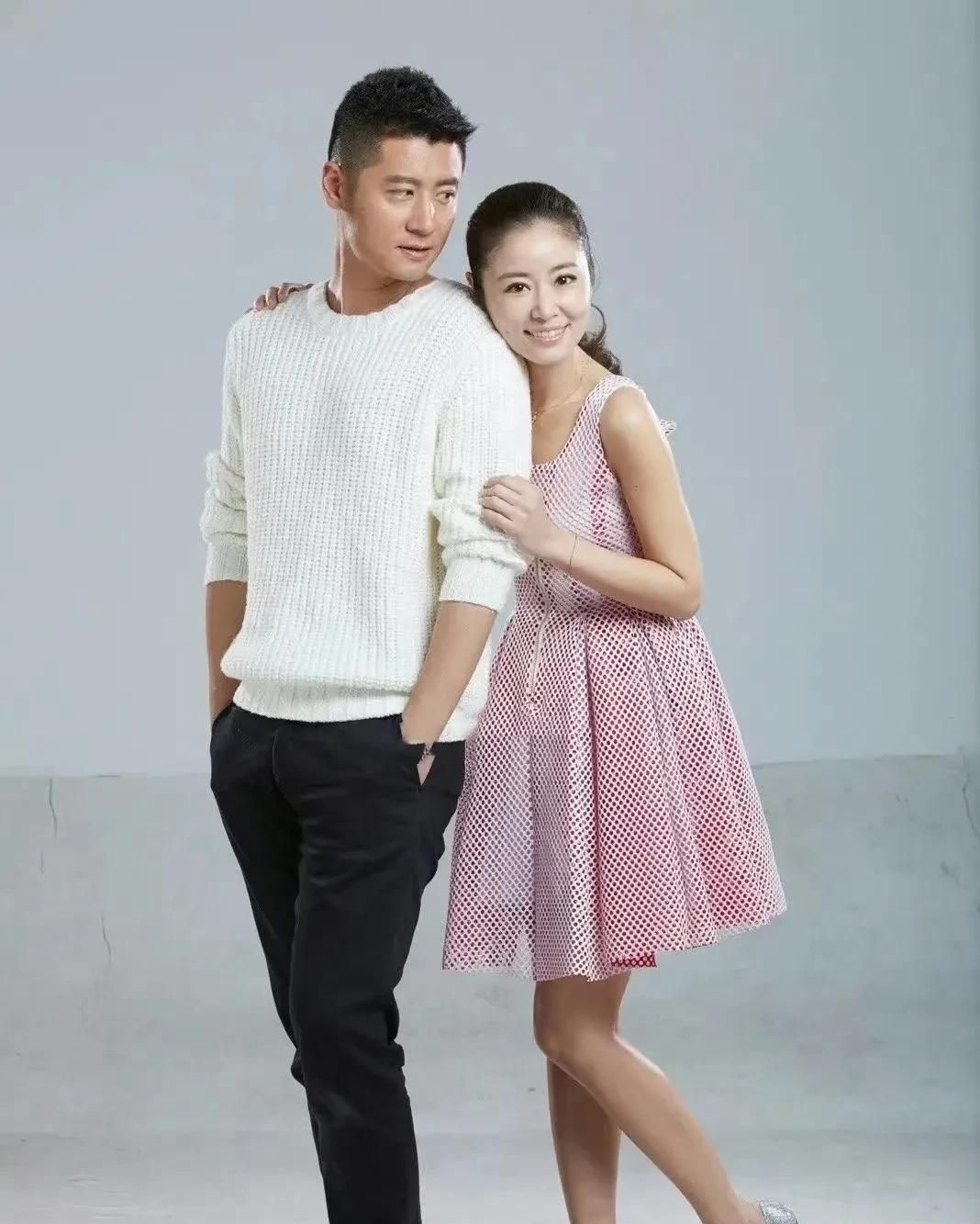 林心如对任重说:"喂,假装一下就行了,别来真的!"__财经头条