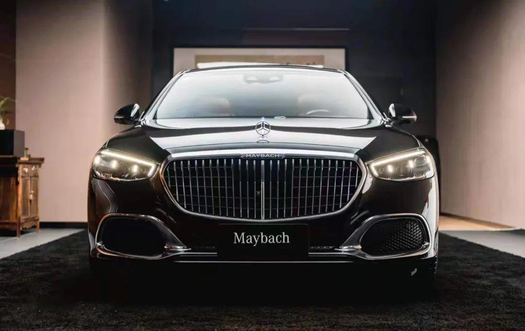 德系超豪华之争，迈巴赫S对比奥迪A8L Horch
