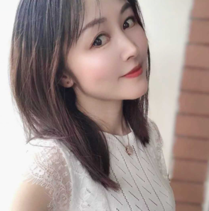 空灵系女孩上线陌陌当红主播金晶展示不凡唱功