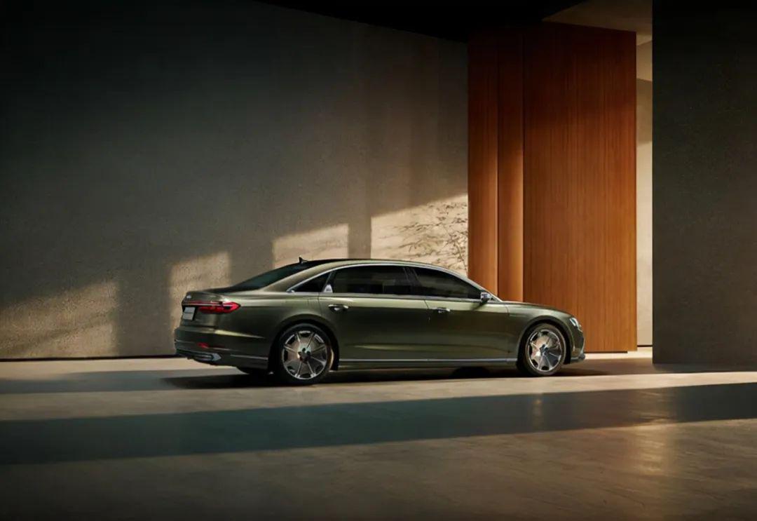 德系超豪华之争，迈巴赫S对比奥迪A8L Horch