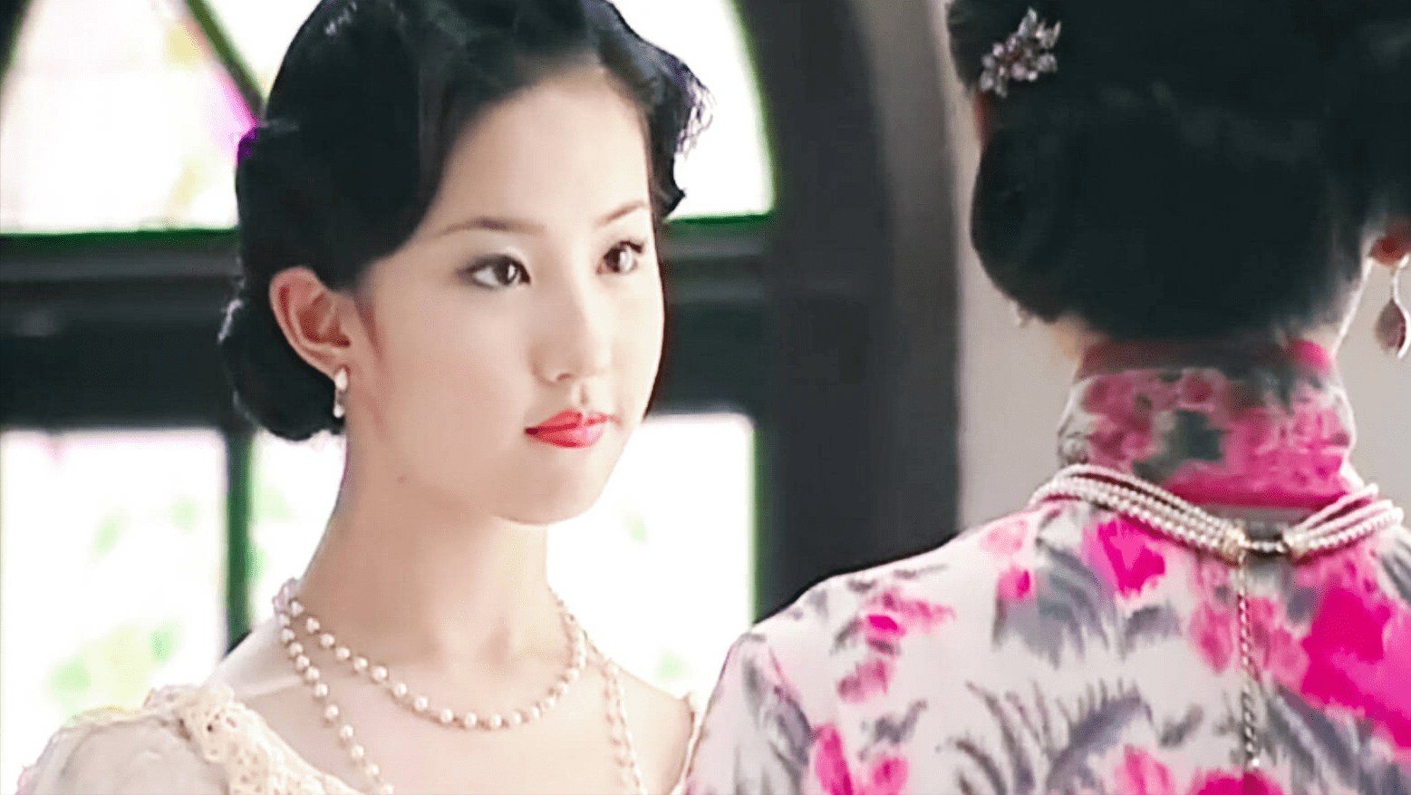 女明星的民国造型大赏,刘亦菲、赵丽颖、景甜,谁惊艳了时光?休闲区蓝鸢梦想 - Www.slyday.coM 女明星的民国造型大赏,刘亦菲、赵丽颖、景甜,谁惊艳了时光?休闲区蓝鸢梦想 - Www.slyday.coM