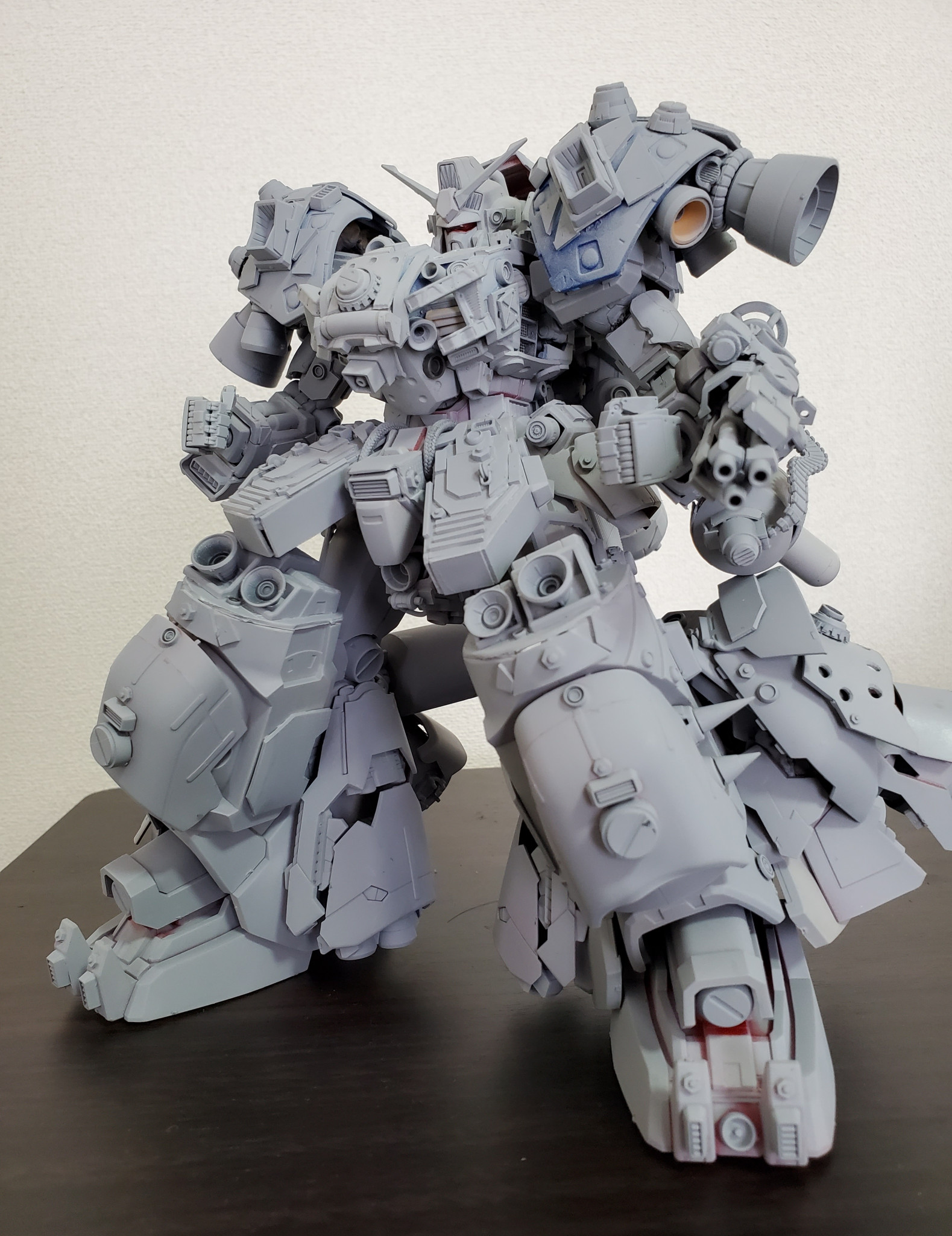 夸张外形全装备gp02高达模型改造