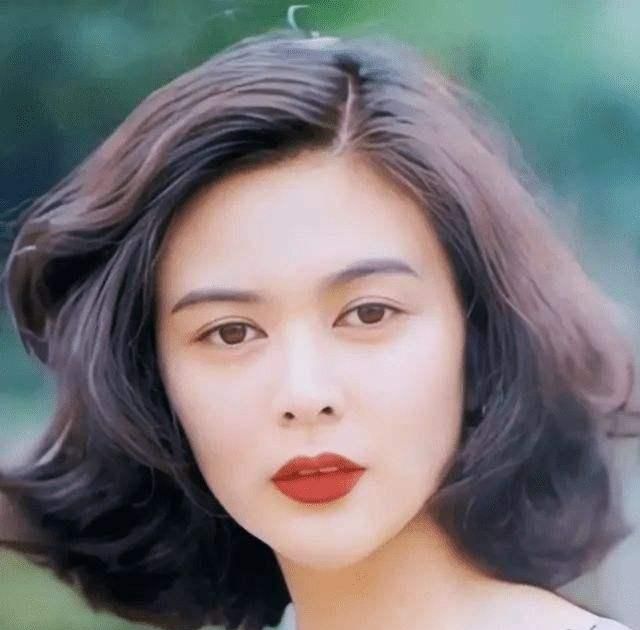 拥有"铜铃大眼"的女星,我只服这10位!