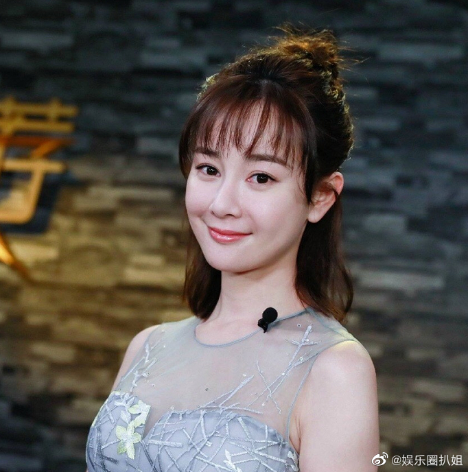 今天张檬在个人社交平台发文宣布和小五开始备孕