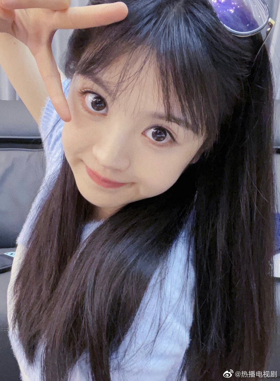 昨天《偷偷藏不住》据说翻拍，女主是赵露思……休闲区蓝鸢梦想 - Www.slyday.coM