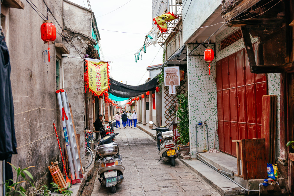 龙湖古寨，一座饱含沧桑岁月的寨子，成为如今的网红打卡地休闲区蓝鸢梦想 - Www.slyday.coM