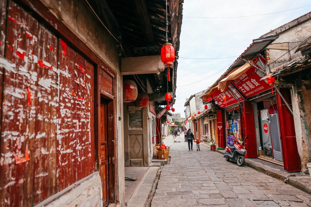 龙湖古寨，一座饱含沧桑岁月的寨子，成为如今的网红打卡地休闲区蓝鸢梦想 - Www.slyday.coM