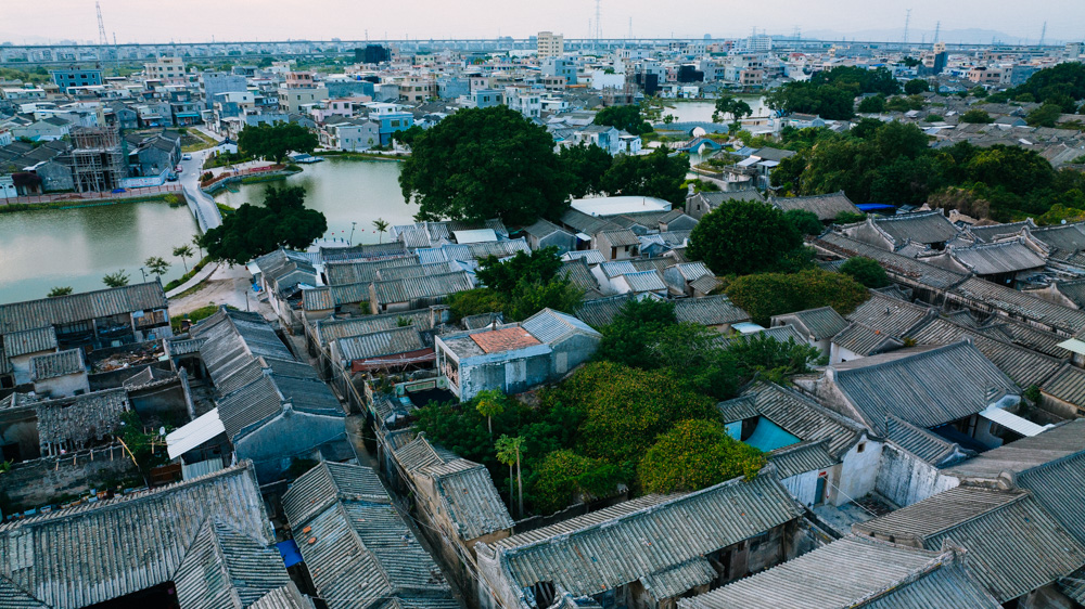 龙湖古寨，一座饱含沧桑岁月的寨子，成为如今的网红打卡地休闲区蓝鸢梦想 - Www.slyday.coM