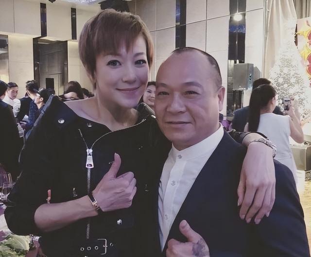 香港知名女星宣告复出!一度转行到蛋糕店打工,每天上班10个小时