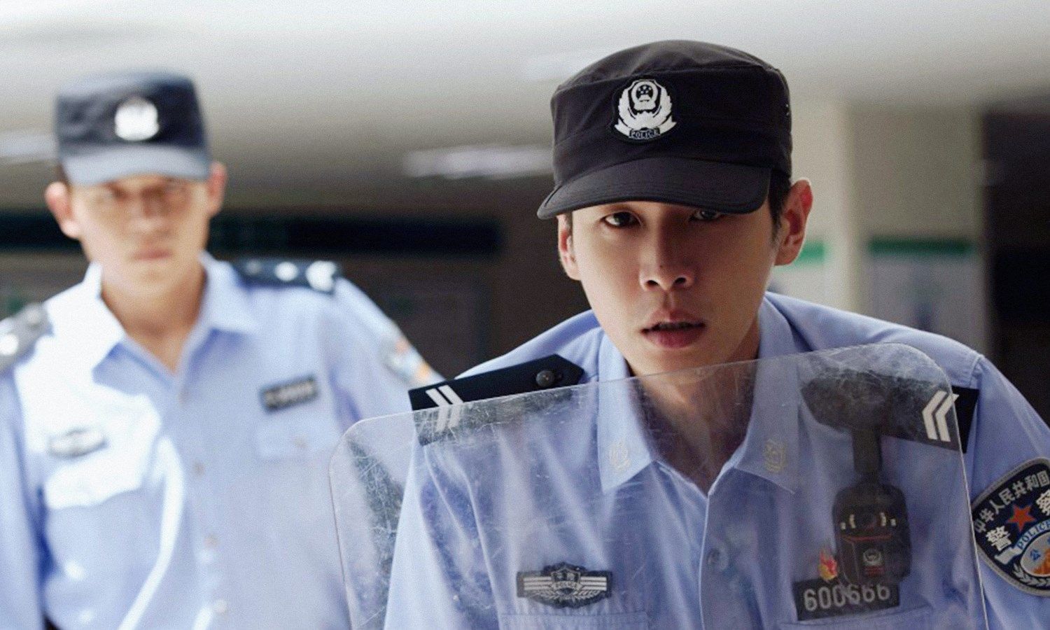 张若昀狼吞虎咽嗑饭戏狂拍n次 一场戏吃出两天饭量|警察荣誉|张若昀