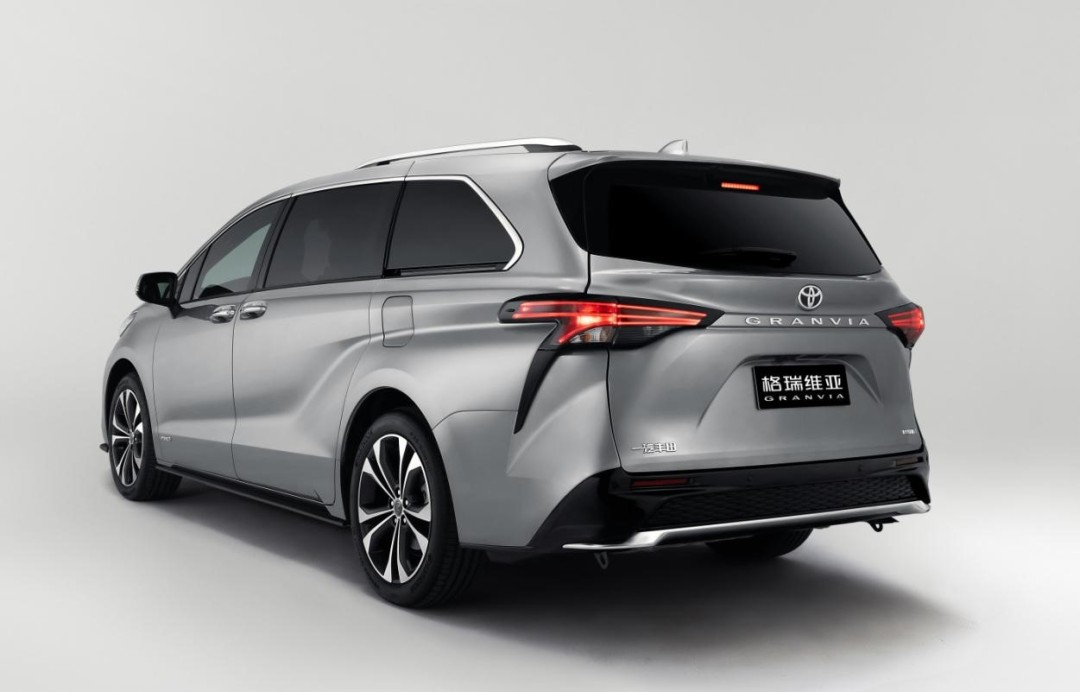 mpv市场新的搅局者一汽丰田格瑞维亚发布