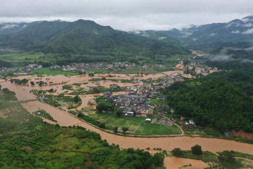 77年一遇，罕见天象持续3天！2022年七星连珠上演，意味着什么？休闲区蓝鸢梦想 - Www.slyday.coM