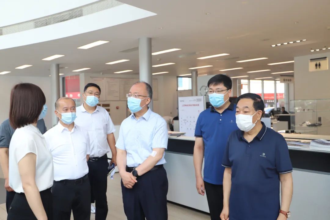 太原小店区康建斌调研商贸企业