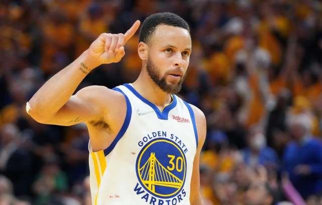 库里不能进历史前十!名嘴观点引发热议,他还支持库里拿FMVP休闲区蓝鸢梦想 - Www.slyday.coM 库里不能进历史前十!名嘴观点引发热议,他还支持库里拿FMVP休闲区蓝鸢梦想 - Www.slyday.coM