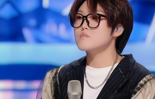 《为歌2》靖雯唱功非凡,凭天赋与努力获高音符,下一位歌手新星休闲区蓝鸢梦想 - Www.slyday.coM 《为歌2》靖雯唱功非凡,凭天赋与努力获高音符,下一位歌手新星休闲区蓝鸢梦想 - Www.slyday.coM