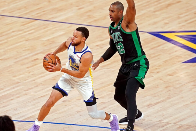 库里不能进历史前十!名嘴观点引发热议,他还支持库里拿FMVP休闲区蓝鸢梦想 - Www.slyday.coM 库里不能进历史前十!名嘴观点引发热议,他还支持库里拿FMVP休闲区蓝鸢梦想 - Www.slyday.coM