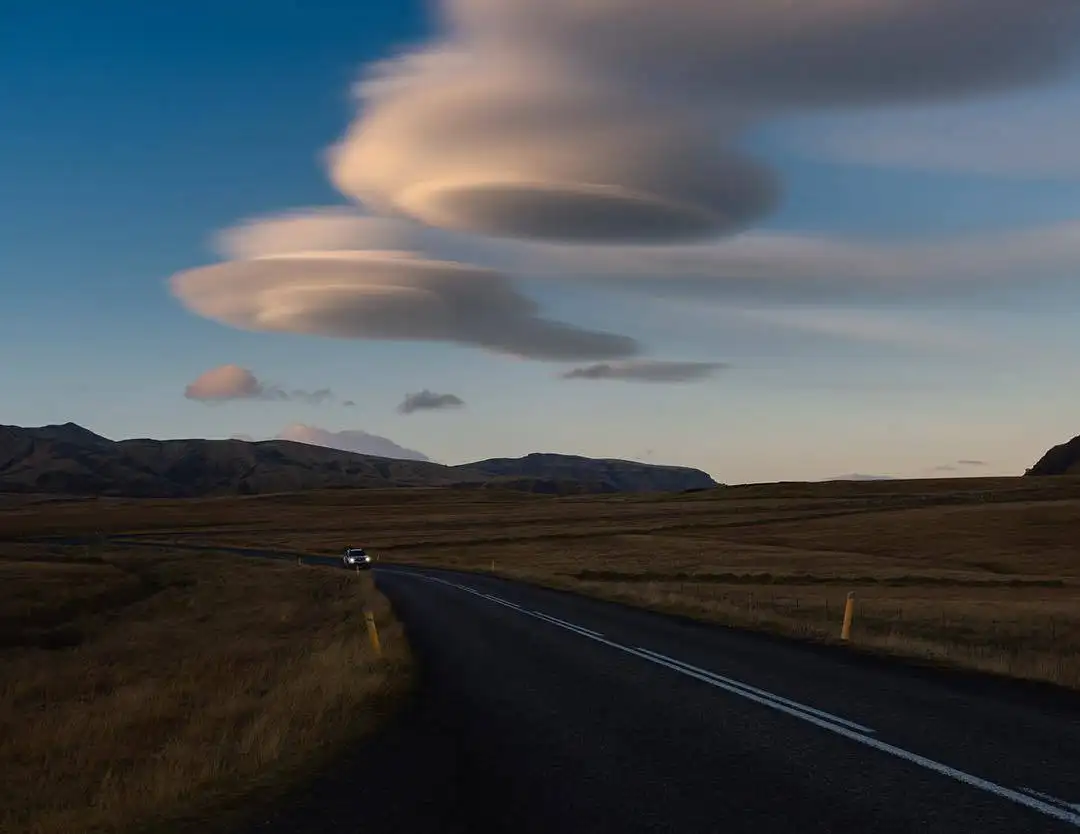 罕见滚轴云现身山东形成条件非常苛刻却是恶劣天气的前兆