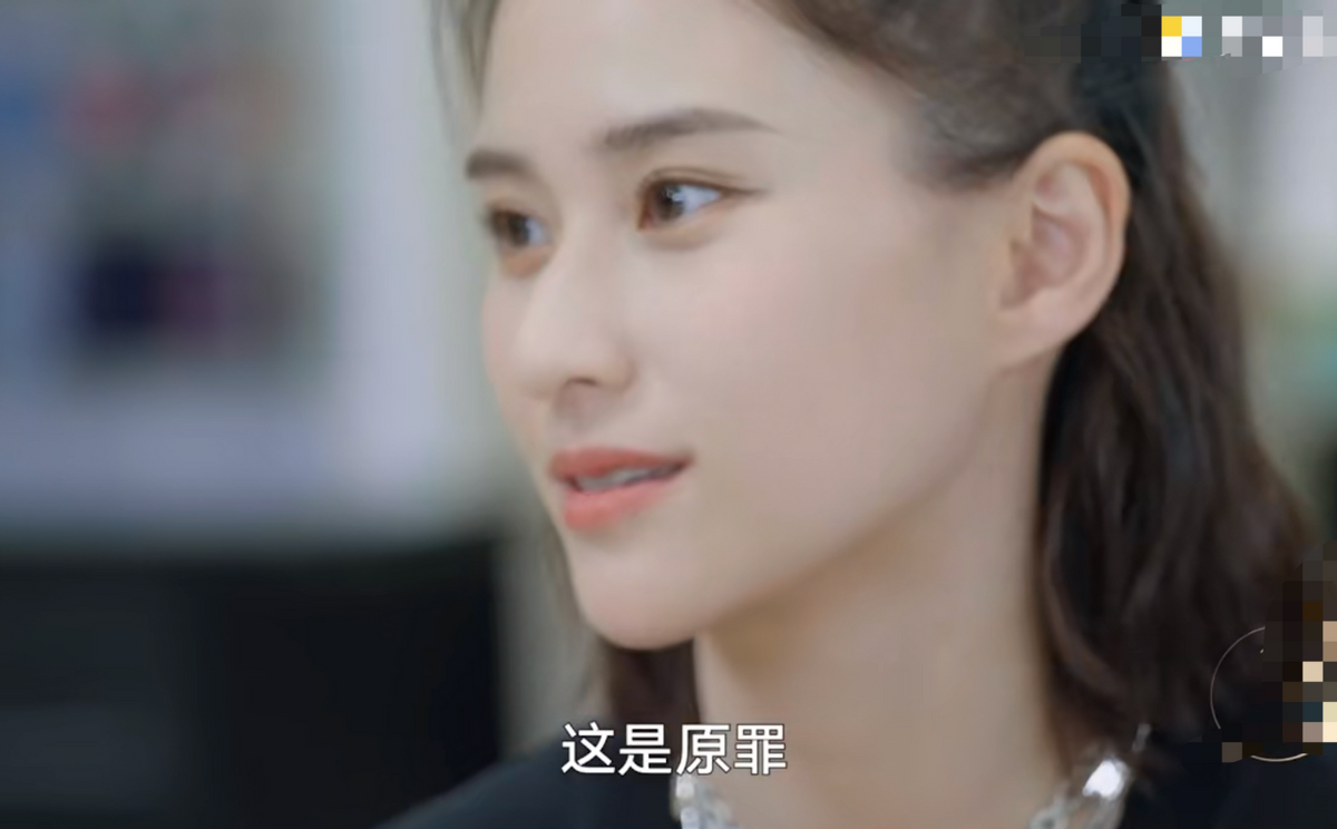 何超莲自曝父亲曾被暗杀3次！上节目保镖跟随，被禁止玩高空项目休闲区蓝鸢梦想 - Www.slyday.coM