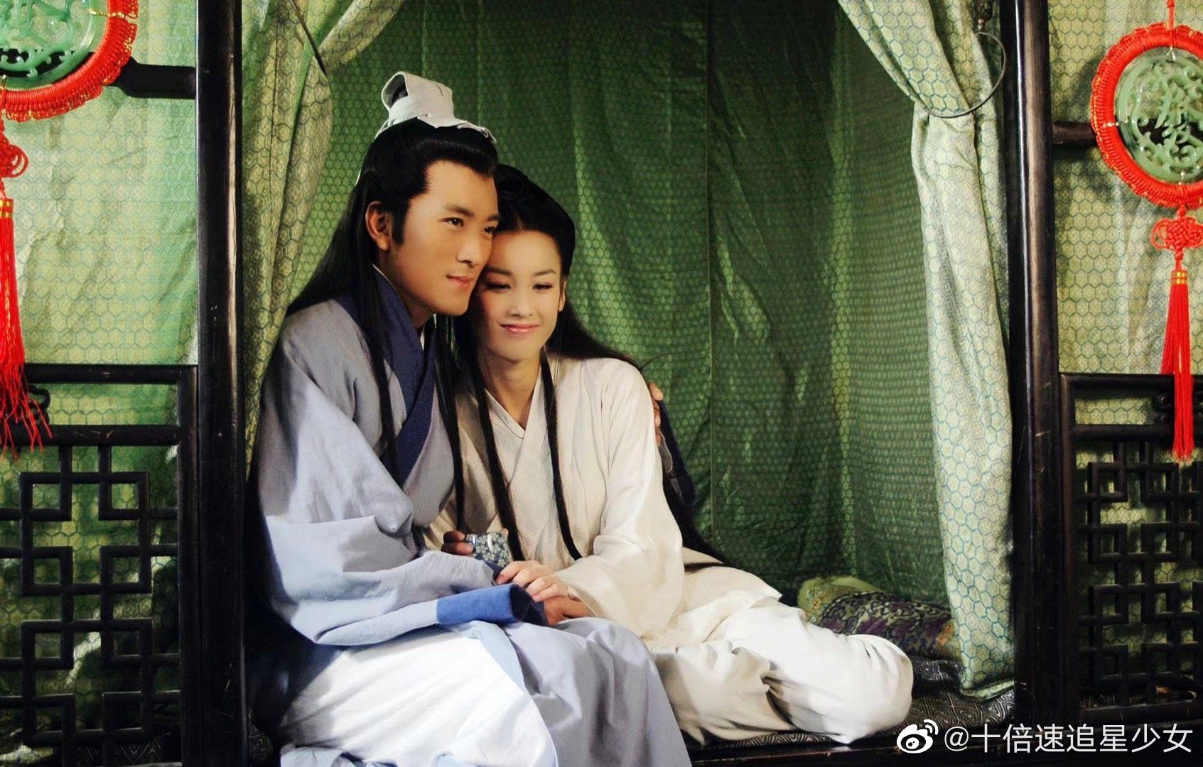 看到黄圣依跟杨子今天再现天仙配的时候