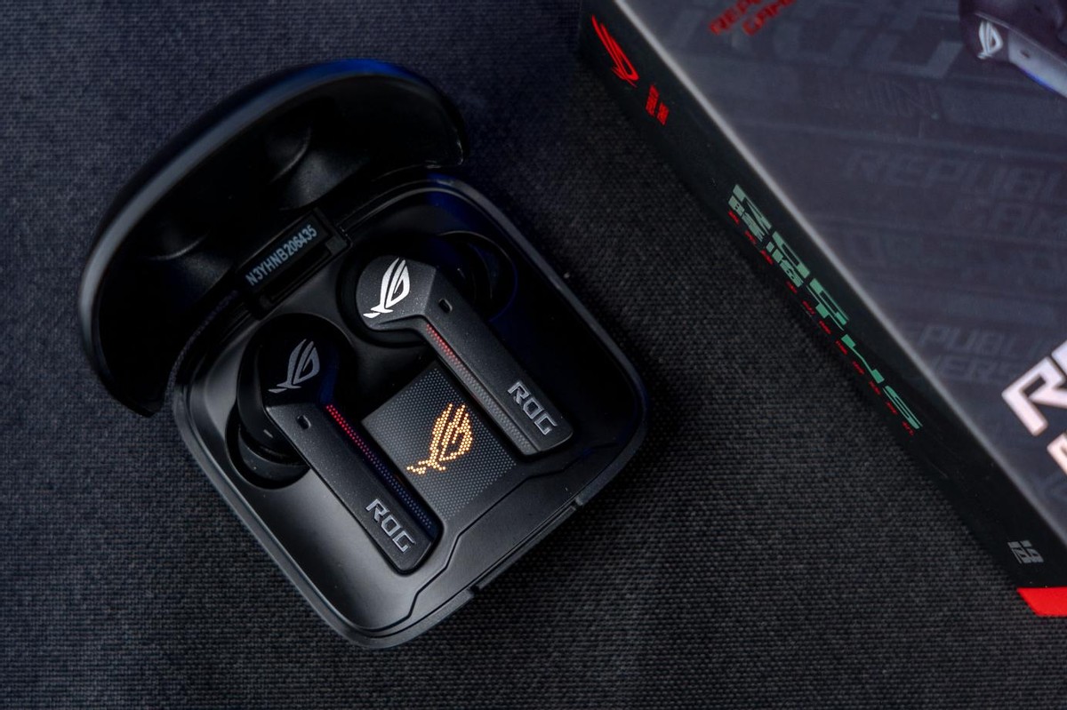 低延迟游戏加持的全能选手rog降临tws真无线耳机体验