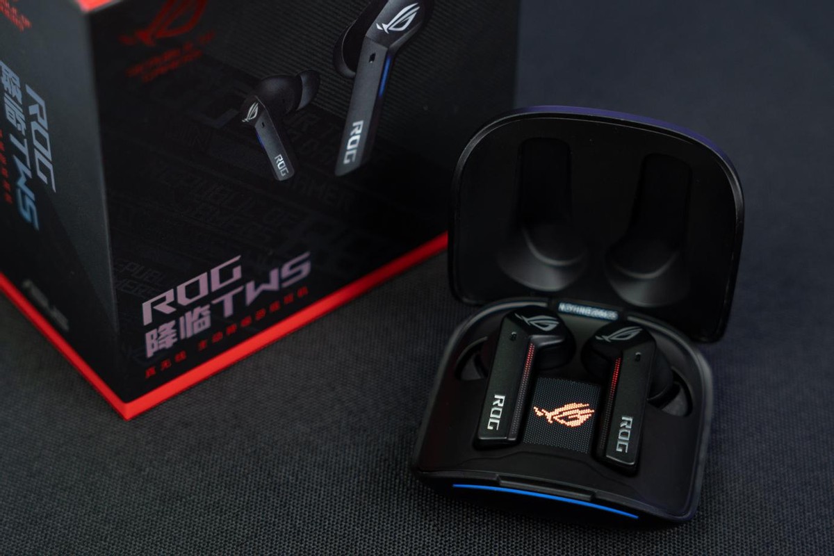 低延迟游戏加持的全能选手rog降临tws真无线耳机体验
