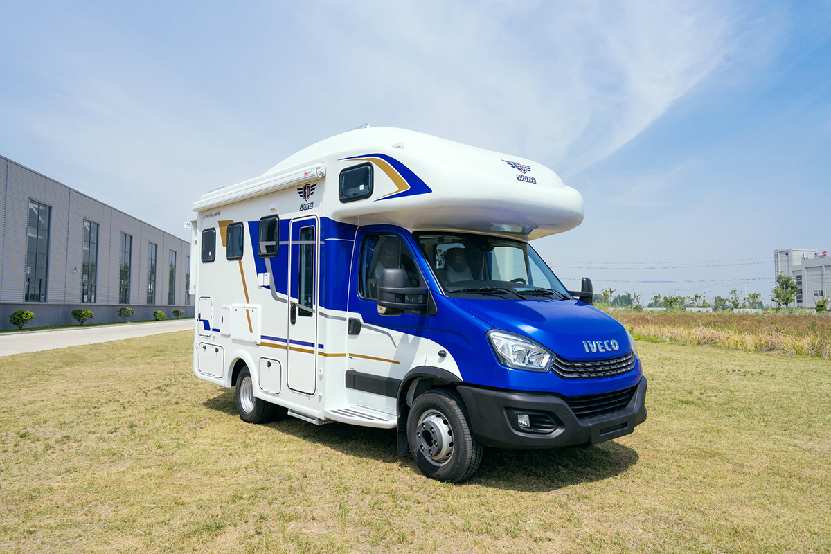 赛德白鲸双拓房车