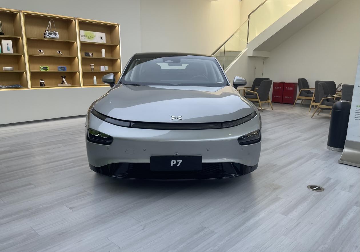 绿色赛场也内卷！三款中型运动纯电家轿谁能脱颖而出？